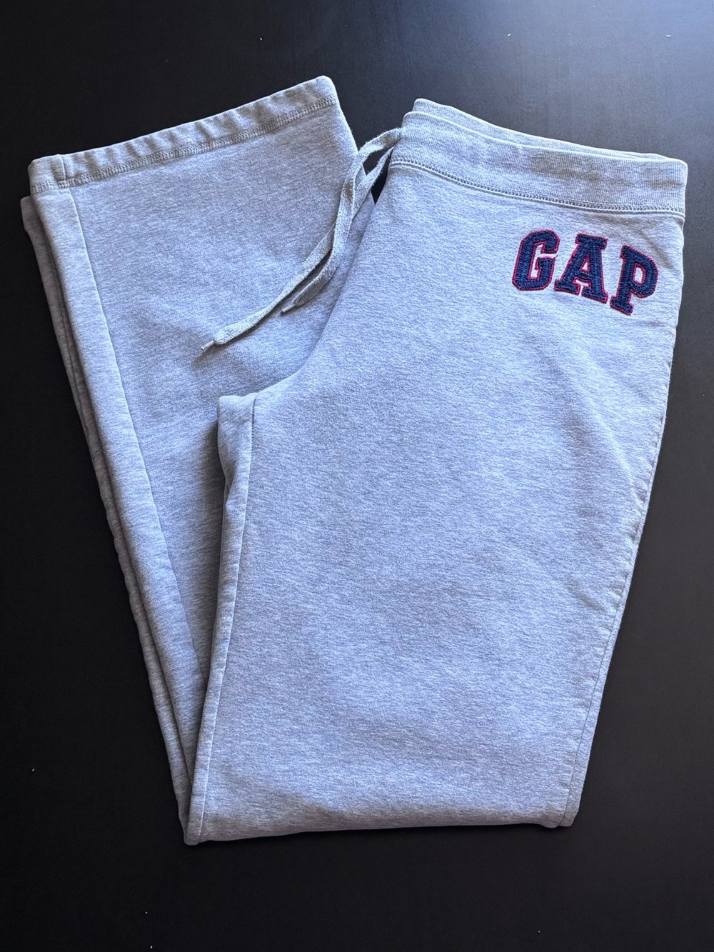 GAP Low Rise Stretch Flare Sweatpants 29” in Grey